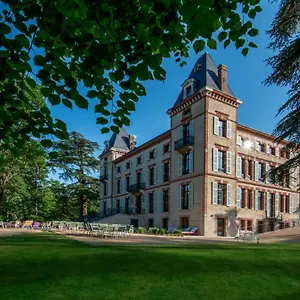 Chateau De - Luxurious & Hotel